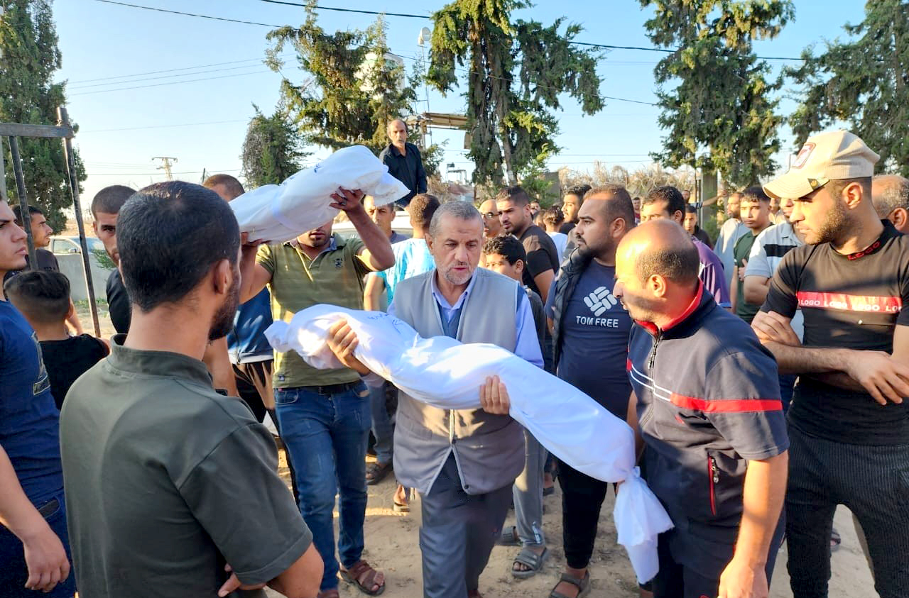 حرب الإبادة الصهيونية على قطاع غزة تبلغ 57,268 شهيداً