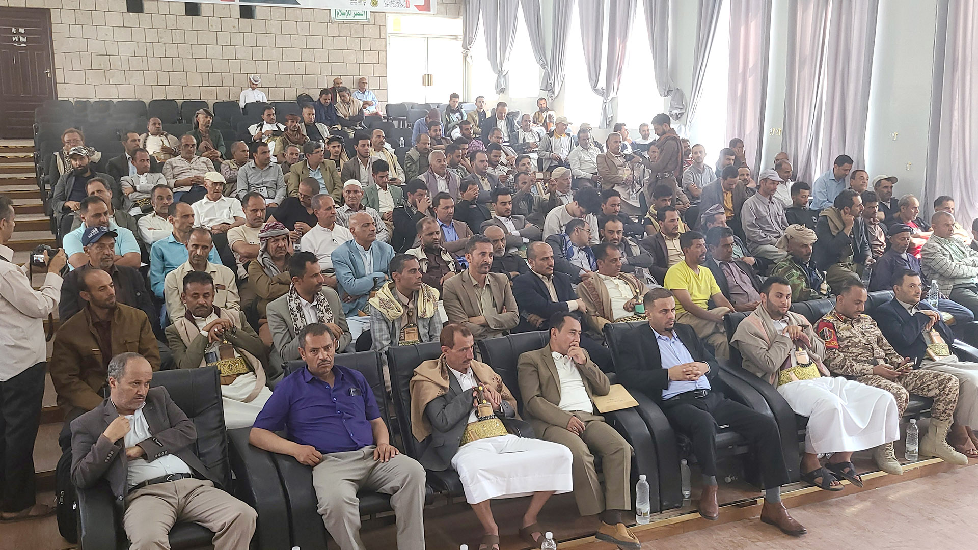 المكاتب الحكومية في إب تنظم فعالية بذكرى استشهاد الإمام الحسين