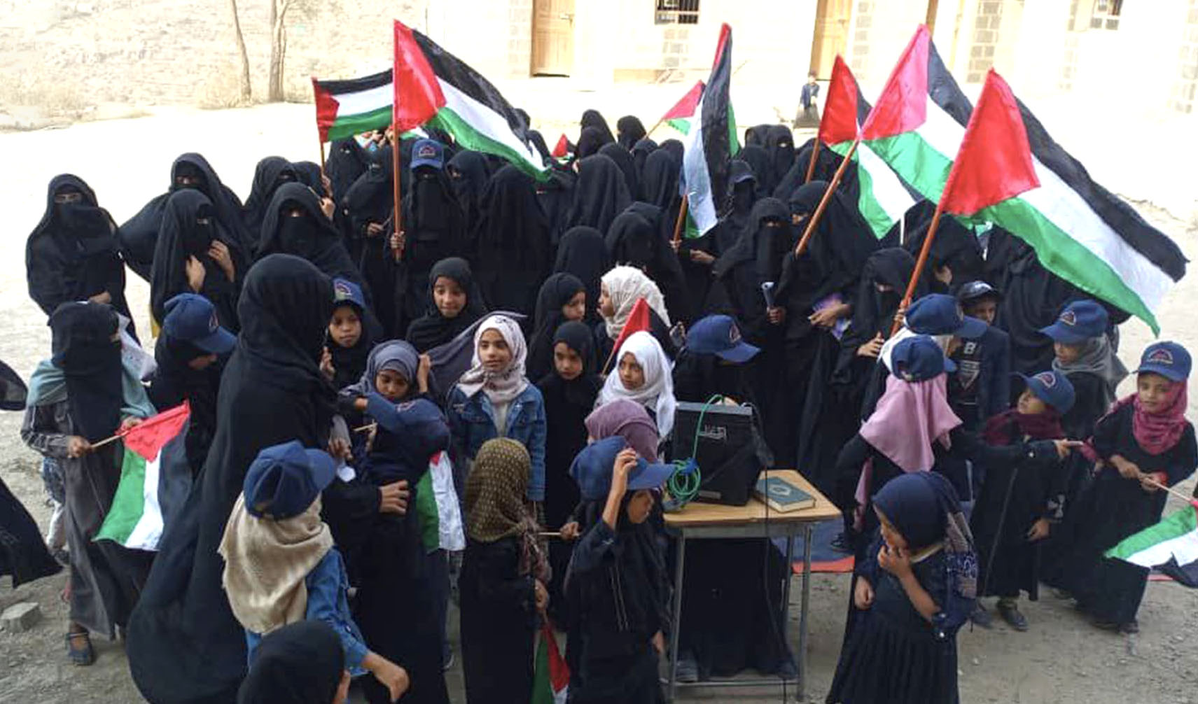 فعاليات نسائية في حجة إحياءً لذكرى استشهاد الإمام زيد عليه السلام