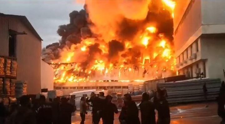 63 قتيلًا إثر إندلاع حريق في مركز تجاري بمدينة الكوت العراقية
