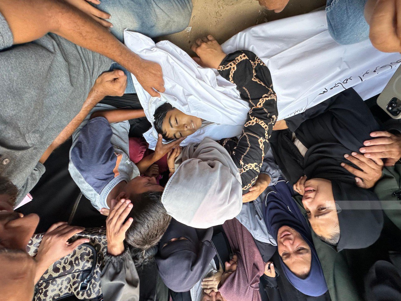 أوتشا: أطفال غزة يموتون قبل وصول الطعام مع استمرار العدوان الإسرائيلي