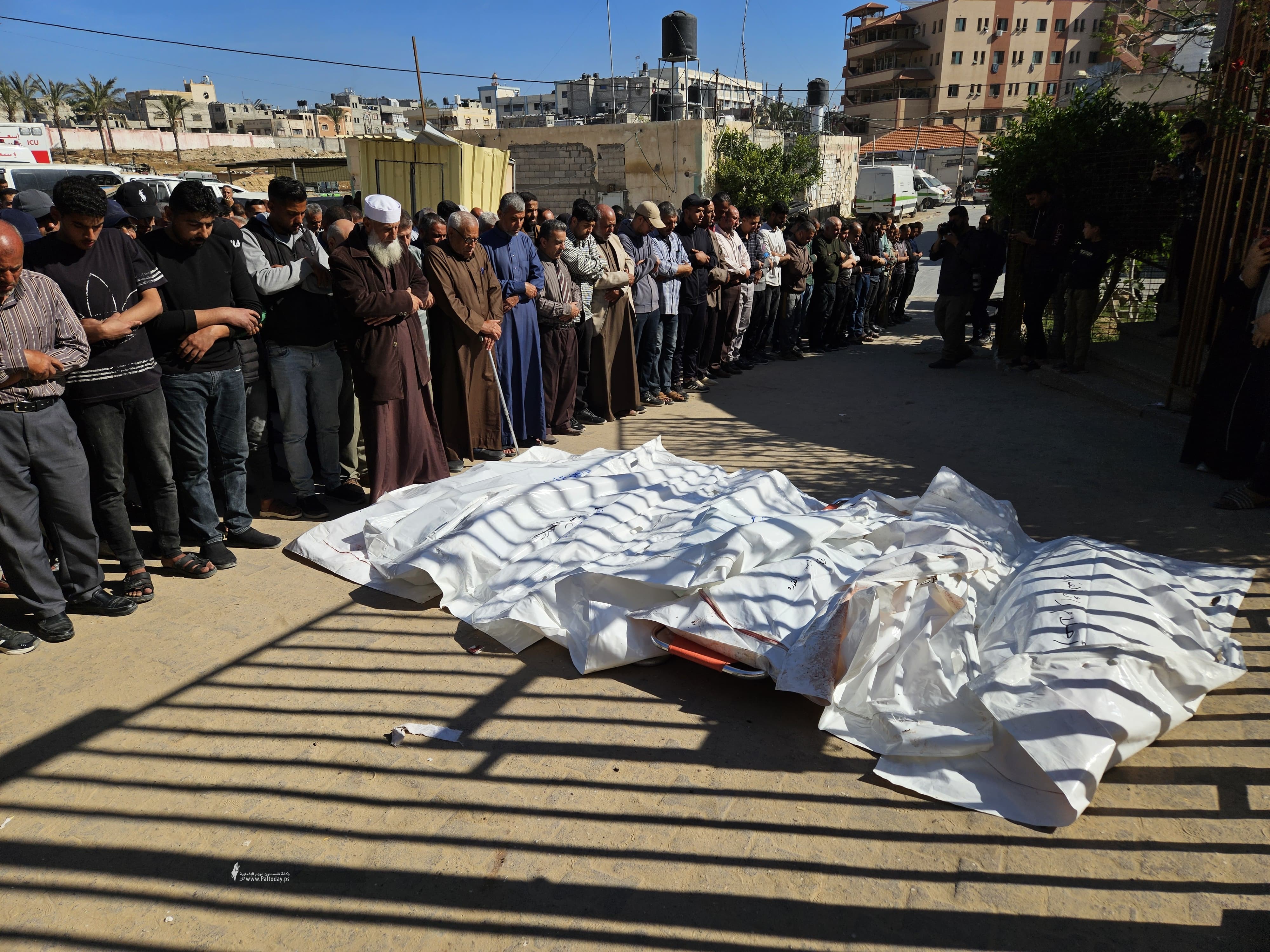 حصيلة الإبادة الصهيونية بغزة ترتفع إلى 60,933 شهيداً و 150,027 جريحاً