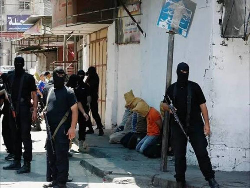 المقاومة تعدم 3 متخابرين مع العدو الصهيوني بمدينة غزة
