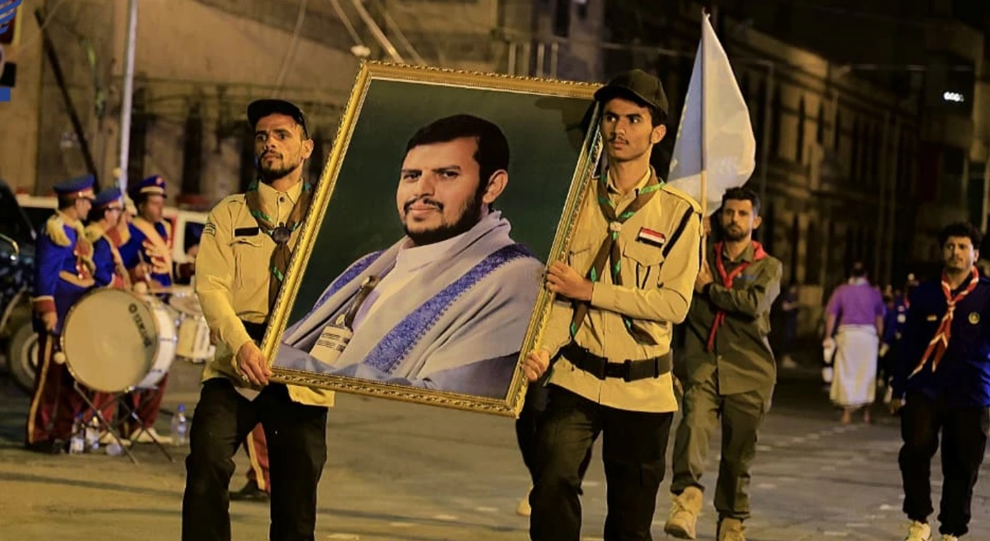 ميدان التحرير يشهد مهرجاناً شبابياً كشفياً احتفاءً بالـ11 لثورة 21 سبتمبر