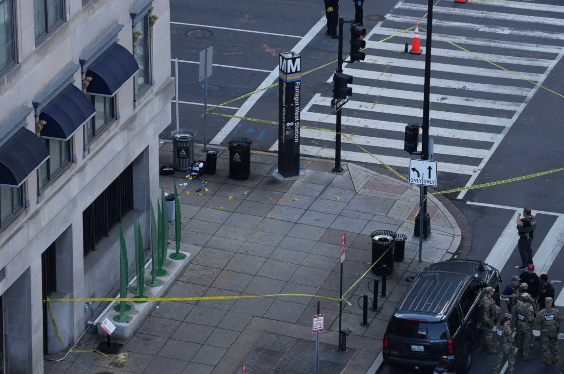أمريكا.. إصابة عنصرين من الحرس الوطني في إطلاق نار قرب "البيت الأبيض"