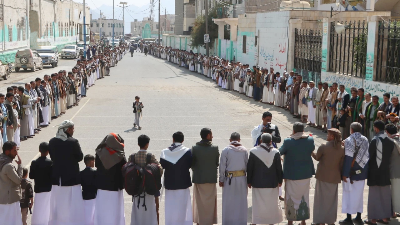 أبناء محافظة حجة يؤكدون الجاهزية لخوض المعركة مع أعداء الأمة