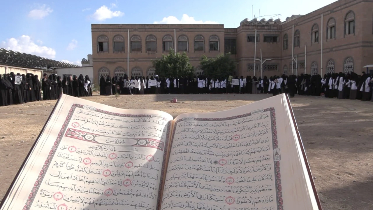 وقفة نسائية بمحافظة ذمار تنديداً بالإساءة للقرآن الكريم