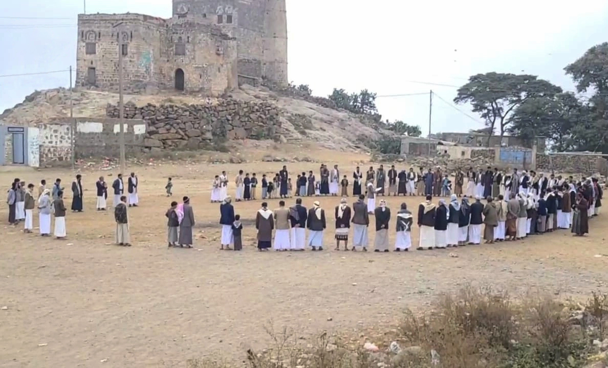 أبناء المحويت يحتشدون رفضا للمؤامرات الصهيونية التي تستهدف دول المنطقة