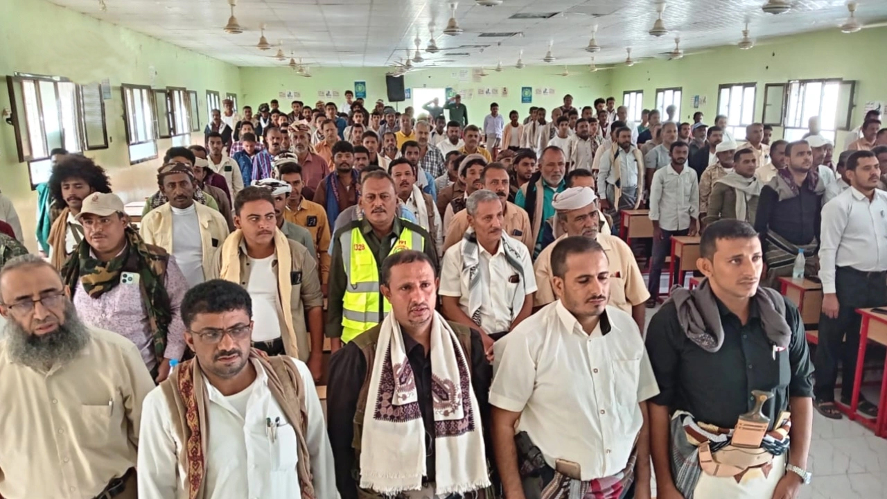 فعالية خطابية في بيت الفقيه بالحديدة إحياءً لسنوية الشهيد الصماد