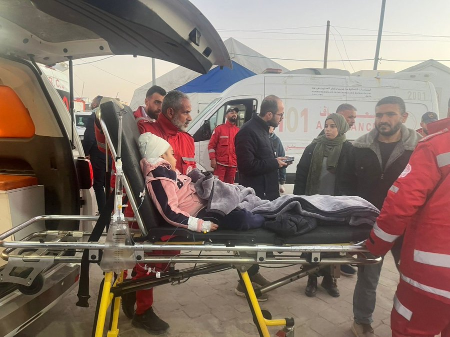 "صحة غزة": أكثر من 20 ألف مريض وجريح ينتظرون السفر للعلاج