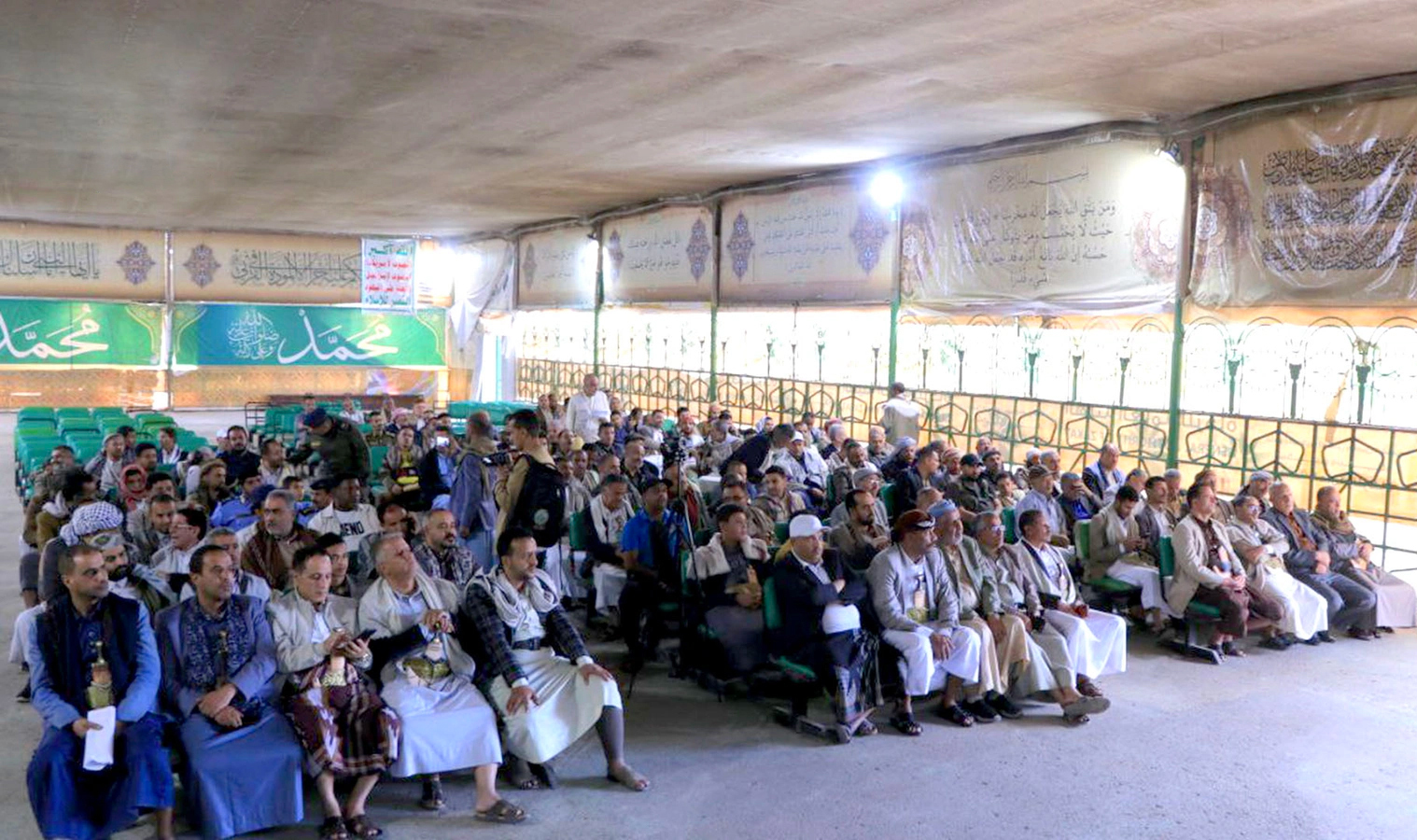 اجتماع موسع بأمانة العاصمة يناقش الخطط الخدمية خلال إجازة عيد الفطر