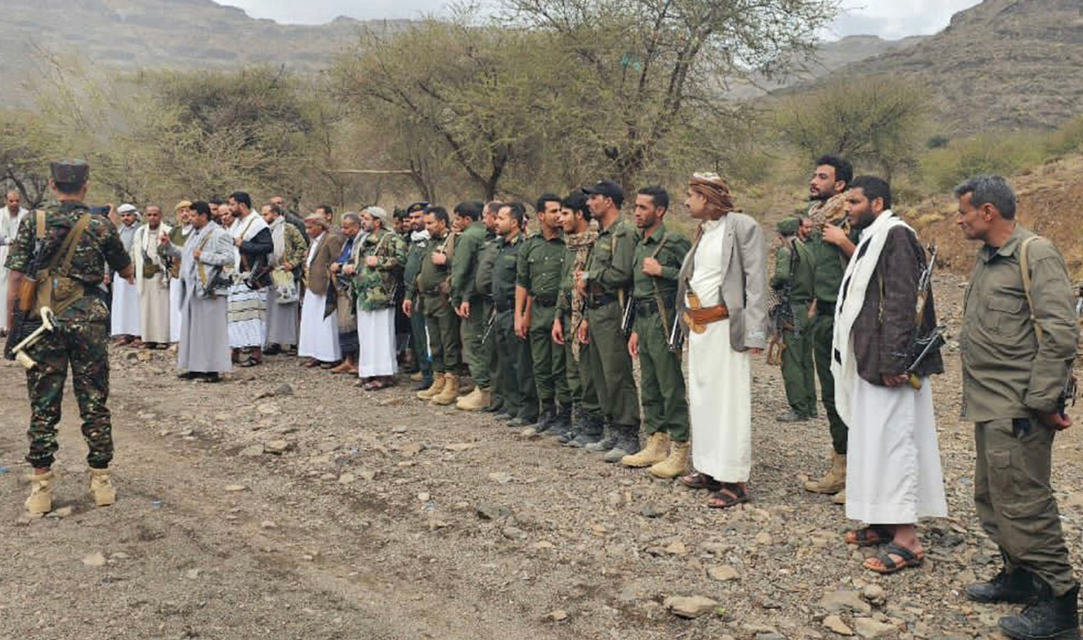 تفقد أحوال المرابطين في جبهة مريس بمحافظة الضالع