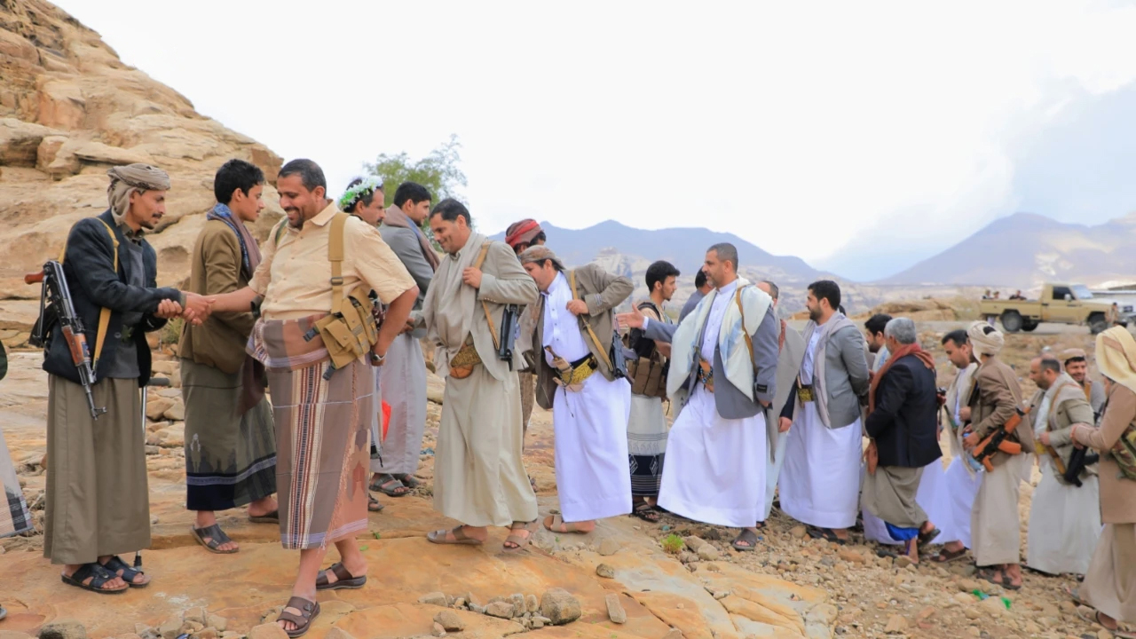 قيادات من مكتب رئاسة الجمهورية تتفقد أحوال المرابطين في جبهة نجران