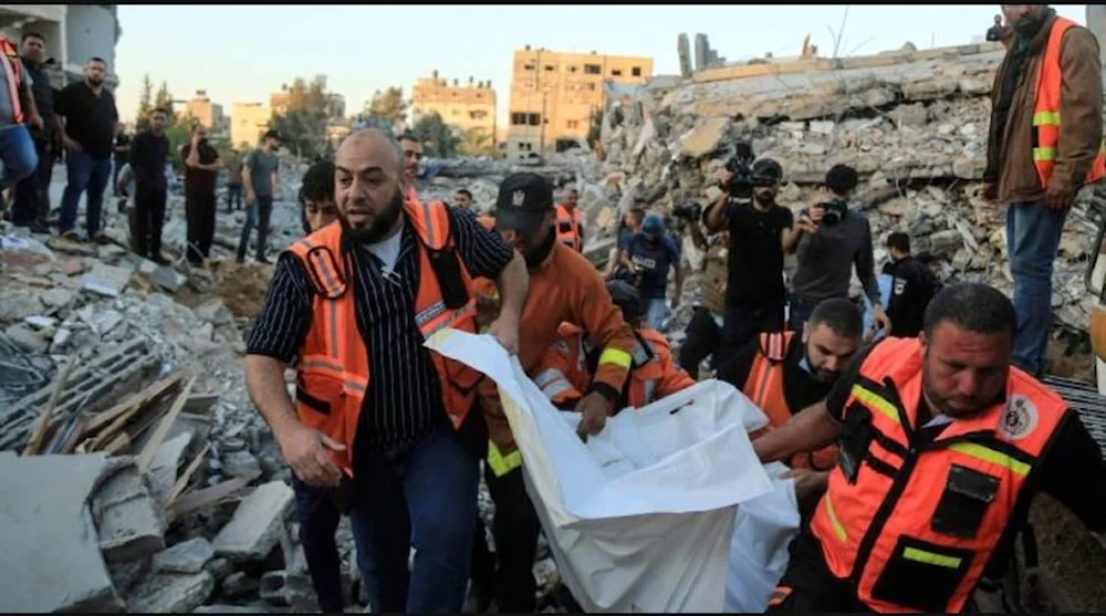 ارتقاء 8 شهداء وعدد من الجرحى بقصف صهيوني على مخيم البريج بقطاع غزة