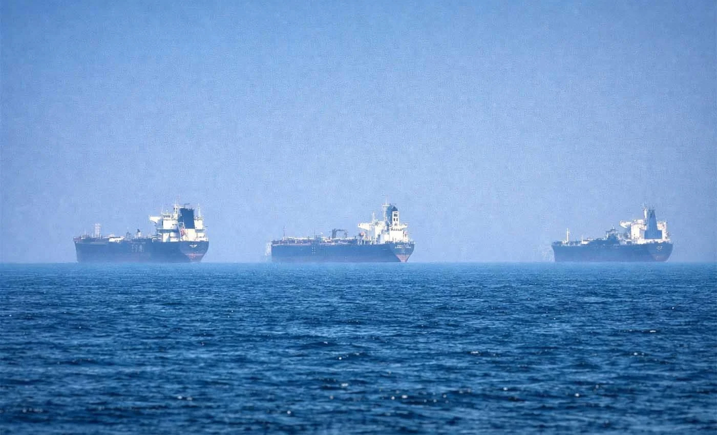 بحرية حرس الثورة الإيراني: نفرض سيطرة ذكية على مضيق هرمز.. ولا صحة لمرور سفن حربية أميركية