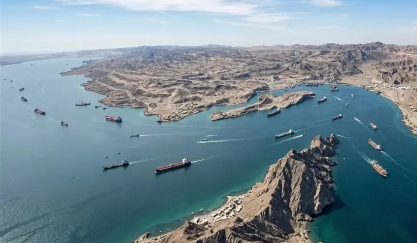 بيانات ملاحية: ناقلة نفط تخضع للعقوبات الأميركية تعبر مضيق هرمز