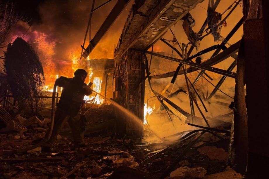 روسيا تشن هجوماً واسعاً بأكثر من 300 مسيّرة على أوكرانيا