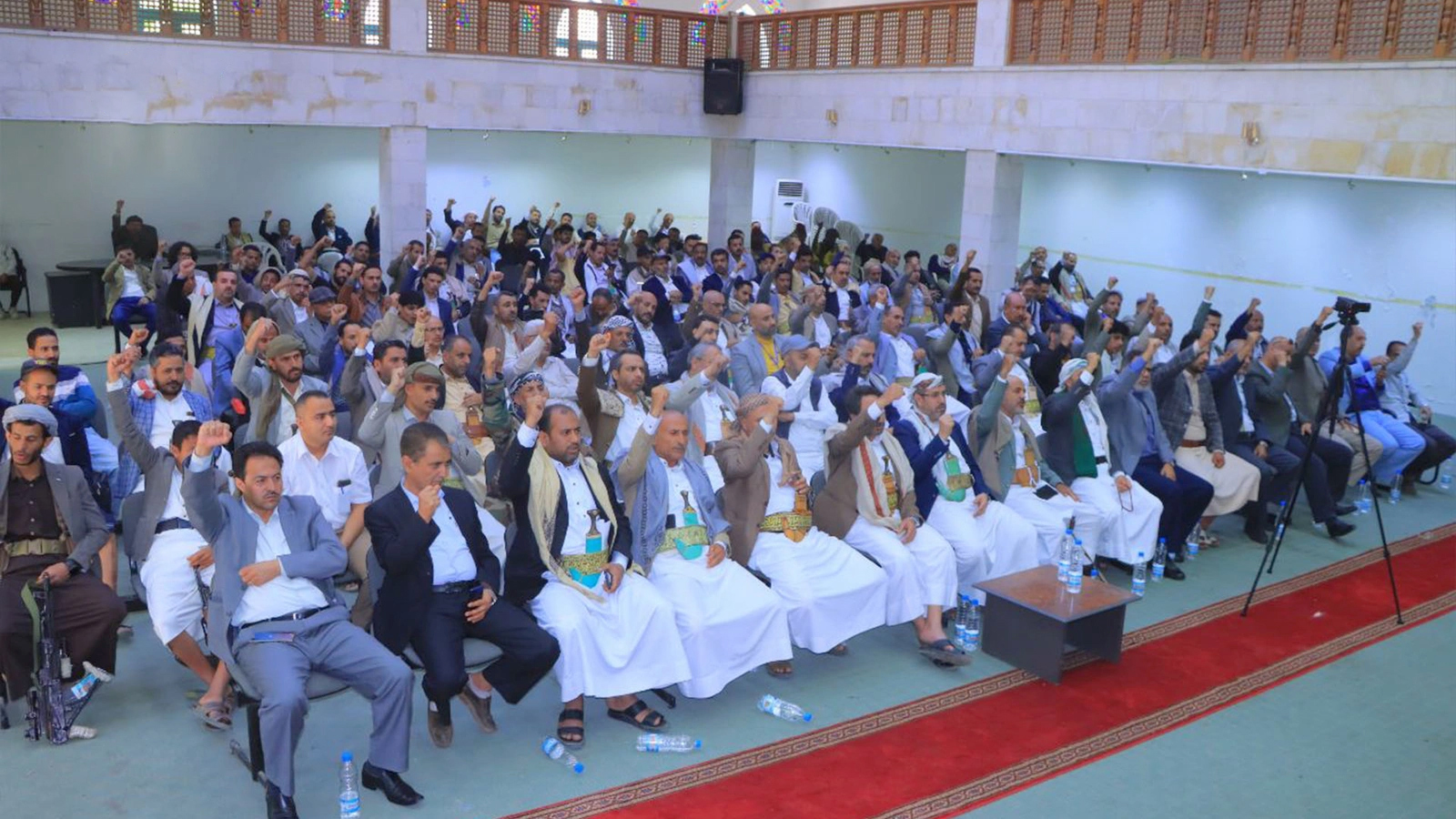 المكاتب التنفيذية بمحافظة صنعاء تُنظم فعالية خطابية بالذكرى السنوية للصرخة