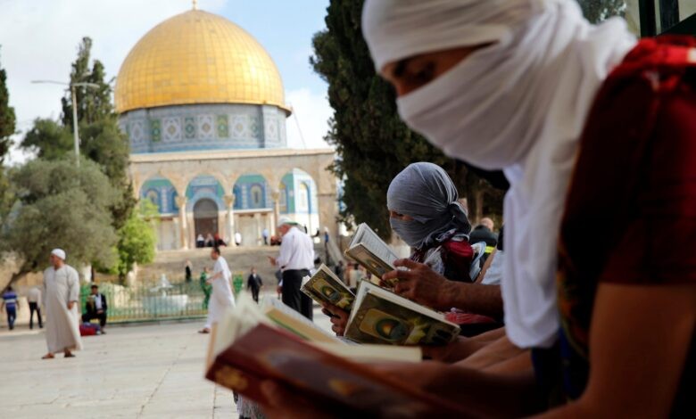 دعوات للنفير وشدّ الرحال إلى المسجد الأقصى للتصدي لاقتحامات المستوطنين الصهاينة