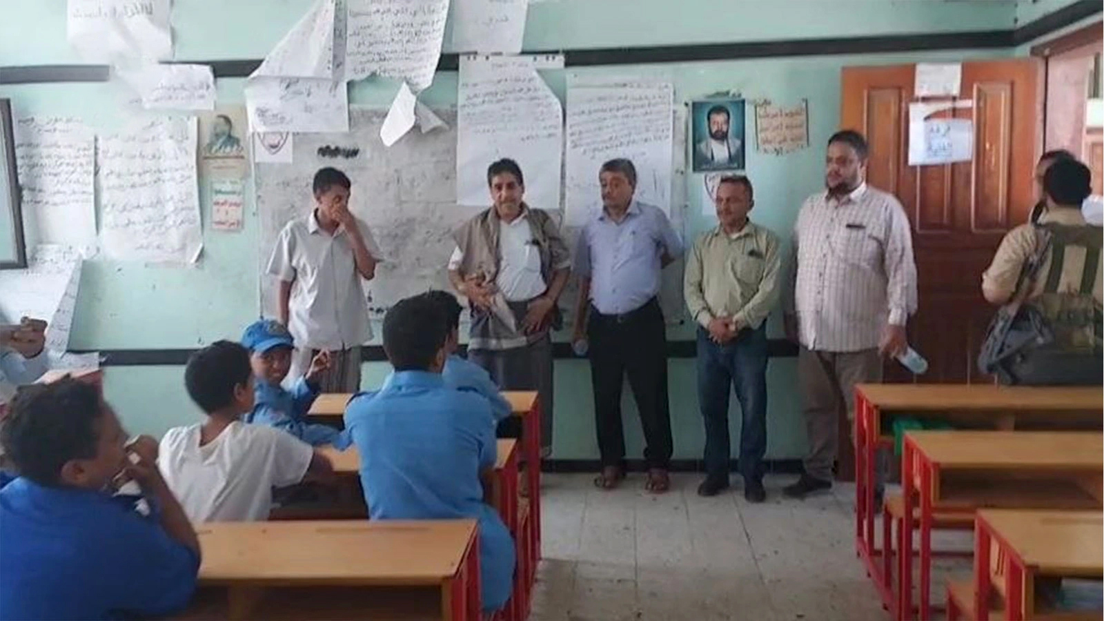 البشري يدشن أنشطة التوعية التقنية في الدورات الصيفية بالحديدة