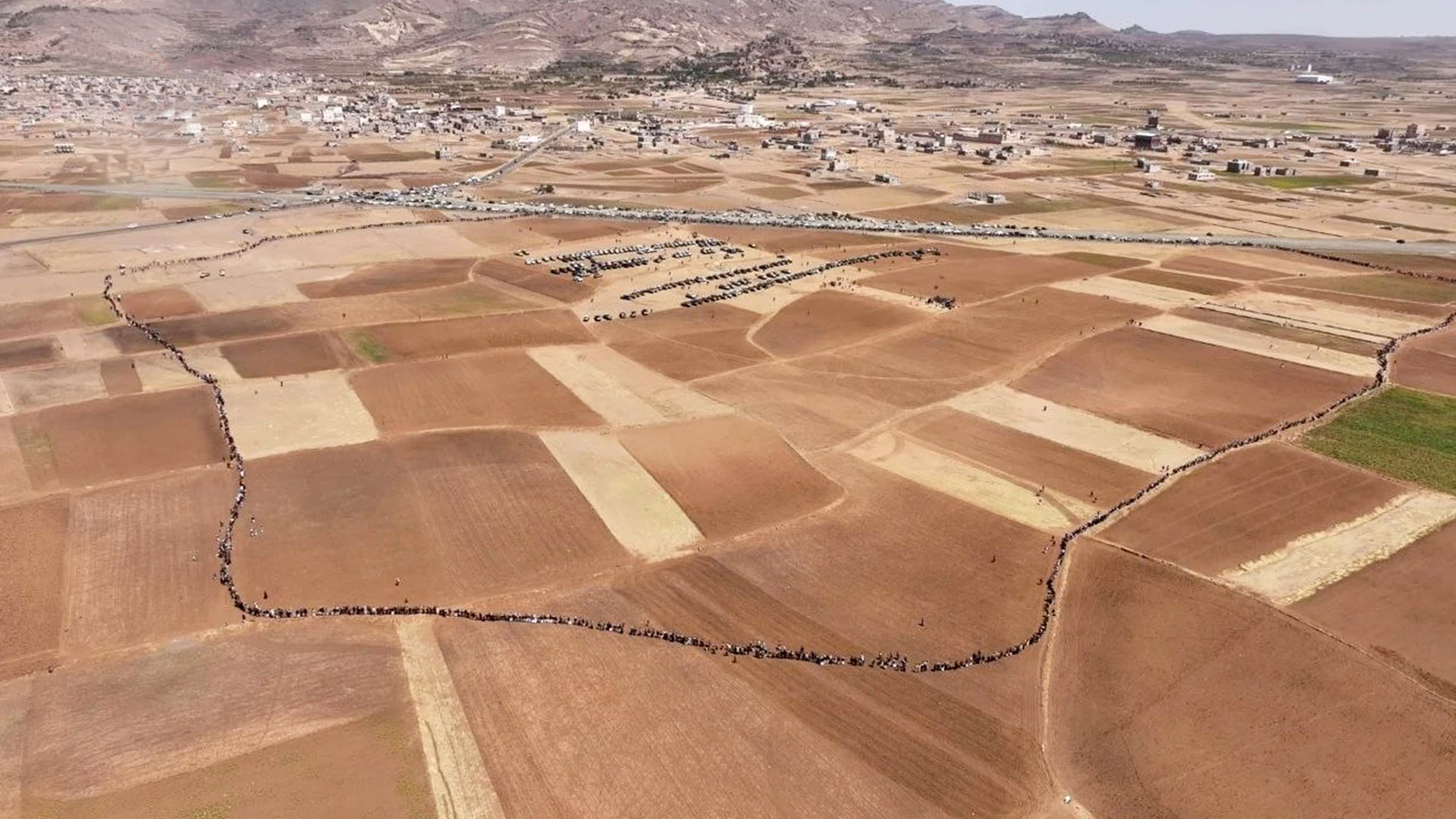 أبناء قبيلة بني مطر بصنعاء يؤكدون الجهوزية لإنهاء العدوان وكسر الحصار