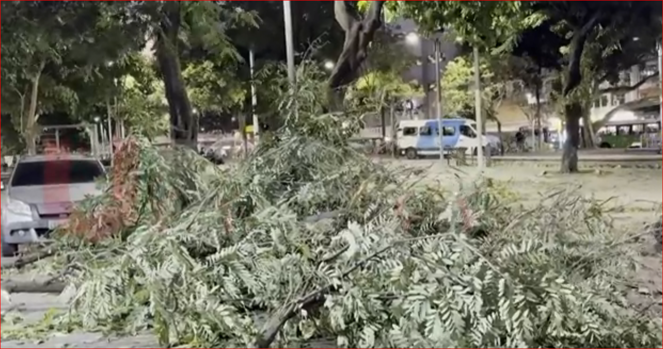 البرازيل.. مقتل 5 أشخاص جراء رياح عاتية تسببت بفوضى في ريو دي جانيرو وساو باولو