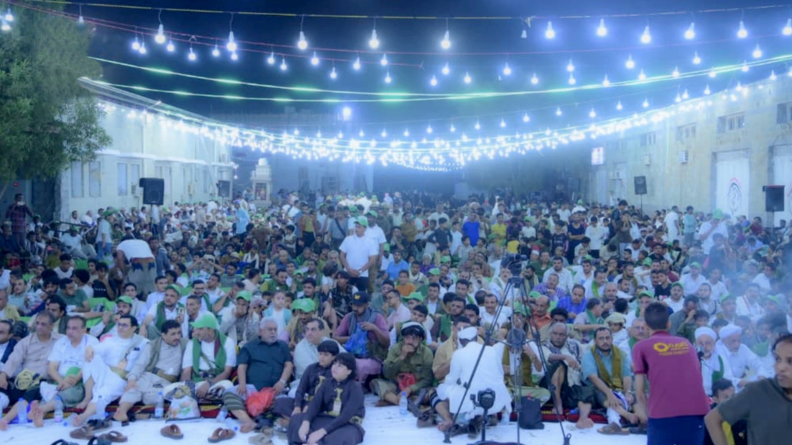 مستشفى الثورة بالحديدة يُحيي ذكرى المولد النبوي بأمسية احتفالية