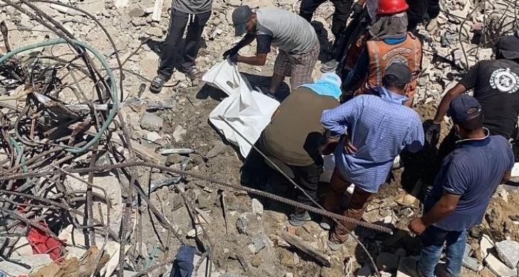 الدفاع المدني بغزة ينتشل 112 شهيدًا من مجزرة الصبرة بعد 136 ساعة من البحث
