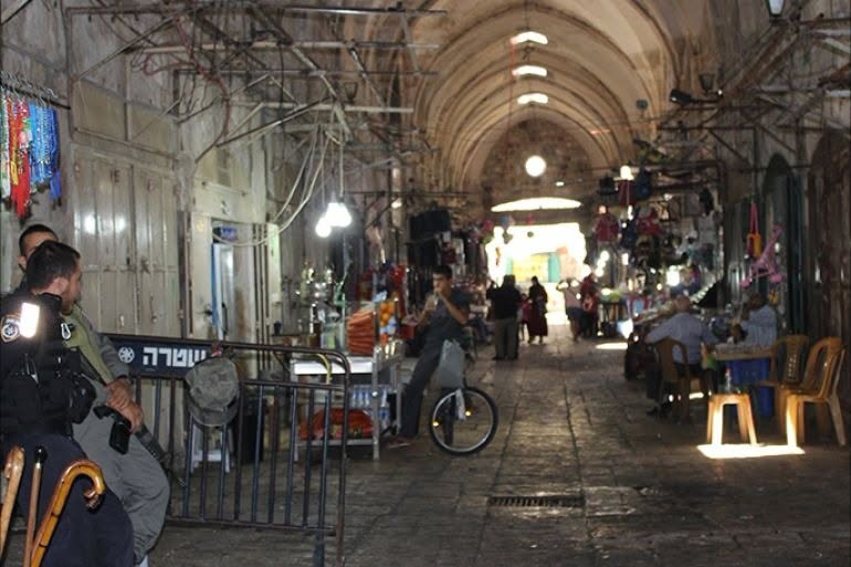 العدو الصهيوني يفضّ حفل تخريج لطلبة جامعة القدس ويعتقل عددا من المشاركين
