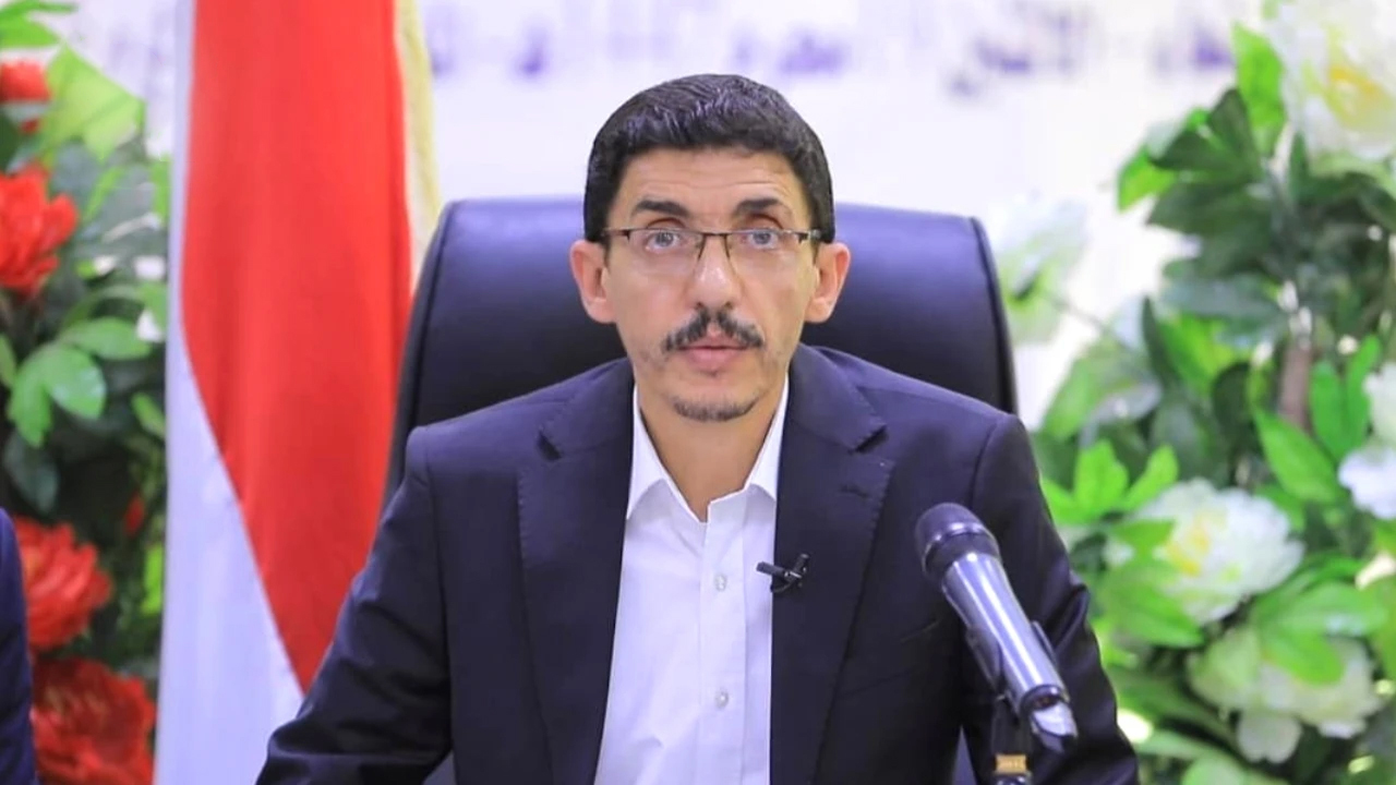 الصعدي يؤكد استمرار العملية التعليمية في المديريات المحررة بالساحل الغربي