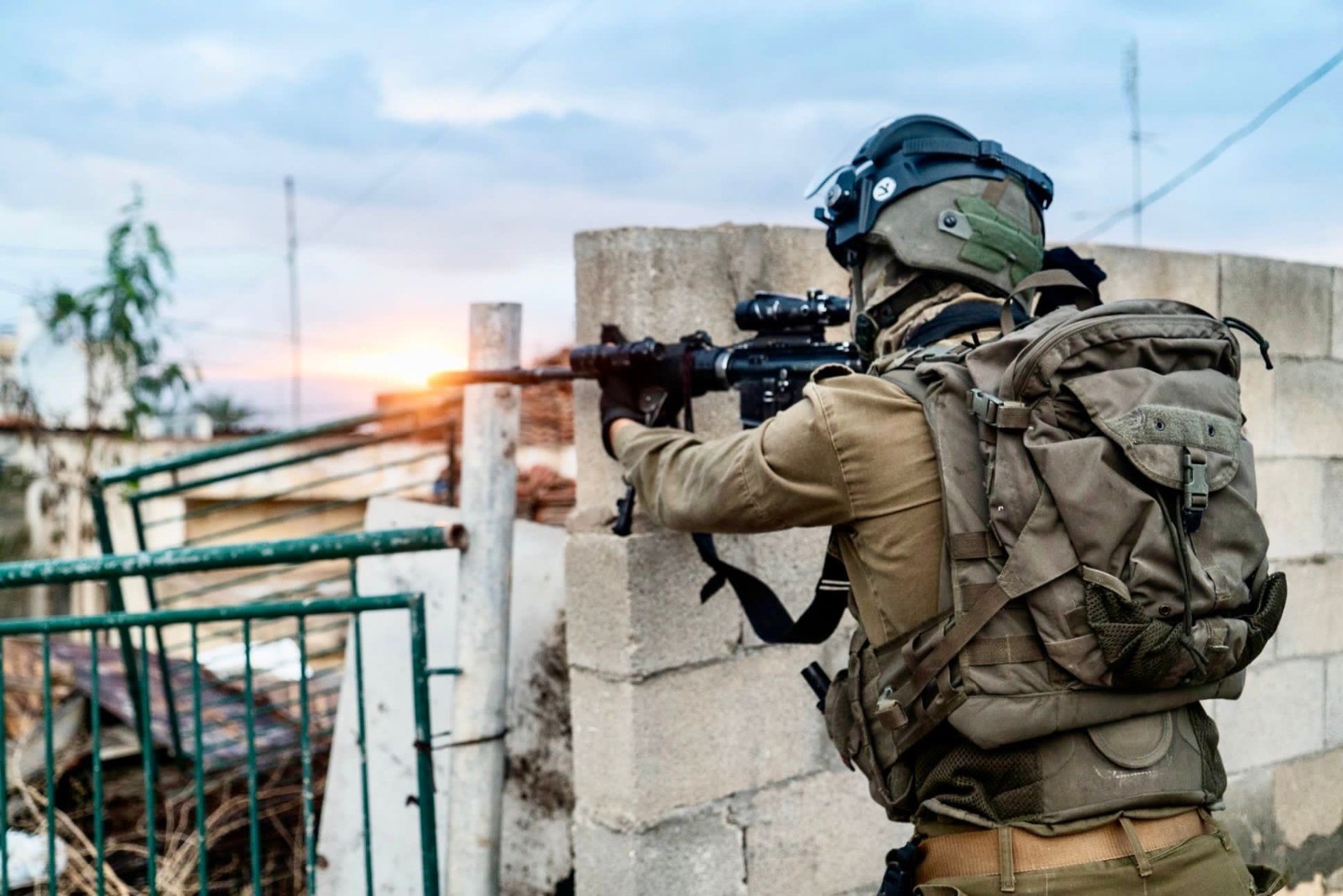 إصابات بين الفلسطينيين خلال حملة دهم واعتقالات صهيونية في الضفة المحتلة