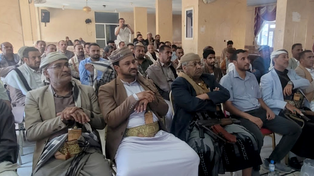 المكاتب التنفيذية بالضالع تُنظم فعالية خطابية إحياءً للذكرى السنوية للشهيد