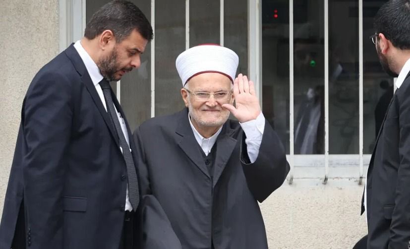 العدو الصهيوني يجدد إبعاد الشيخ عكرمة صبري عن المسجد الأقصى