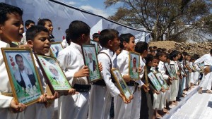 وقفة تنديدية لاسر واهالي شهداء الحشحوش وبدر (3)